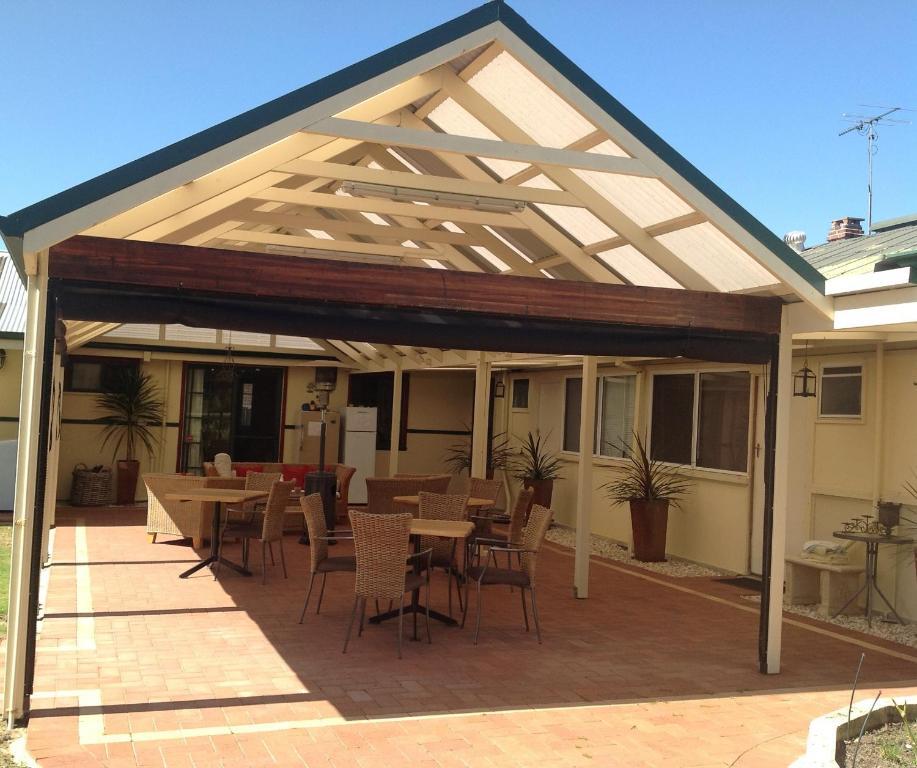Busselton Guest House ภายนอก รูปภาพ