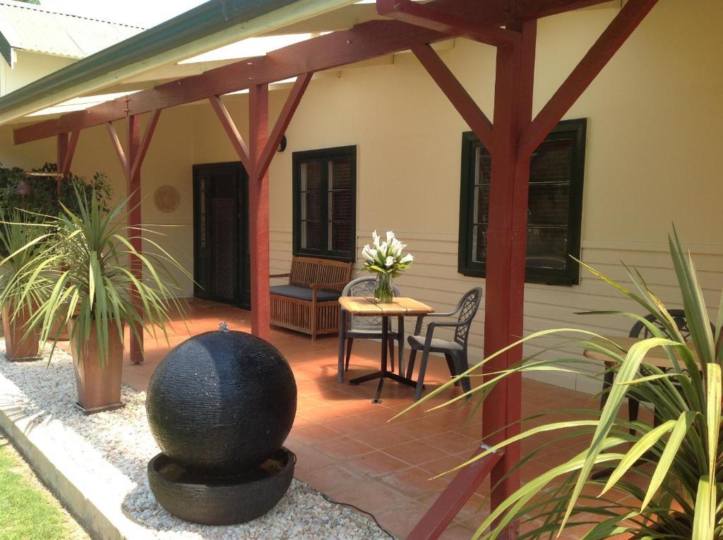 Busselton Guest House ภายนอก รูปภาพ