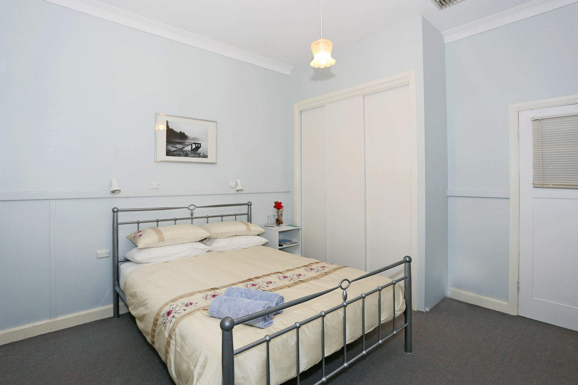 Busselton Guest House ภายนอก รูปภาพ
